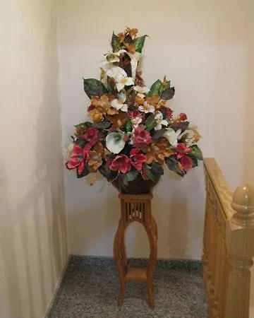 מלון Restaurante Tulipanes *