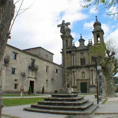 Restaurante Tulipanes מלון San Salvador de Poio