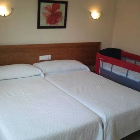 Restaurante Tulipanes מלון